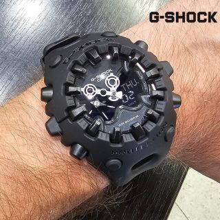 🛸 Hodinky z jiné planety? Možná. Ale rozhodně z úplně jiného světa! CASIO G-SHOCK GA-V01-1AER přinášejí design, který si s...